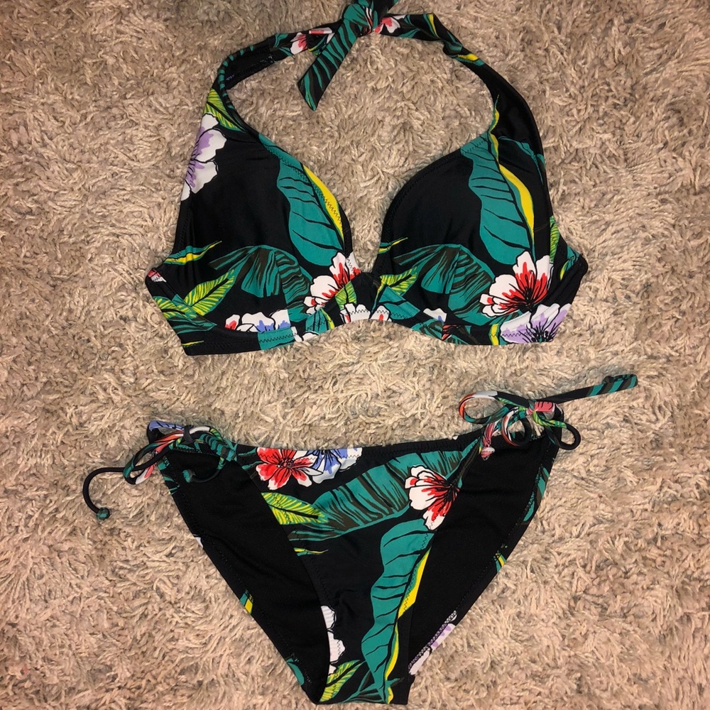 Old Navy Tropical Bikini Set